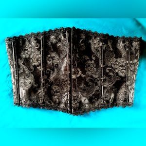 Frederick’s of Hollywood Waist Cincher